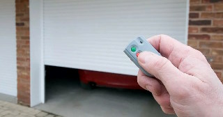 Купить автоматику для рулонных ворот Березники, цена от 2740 руб.