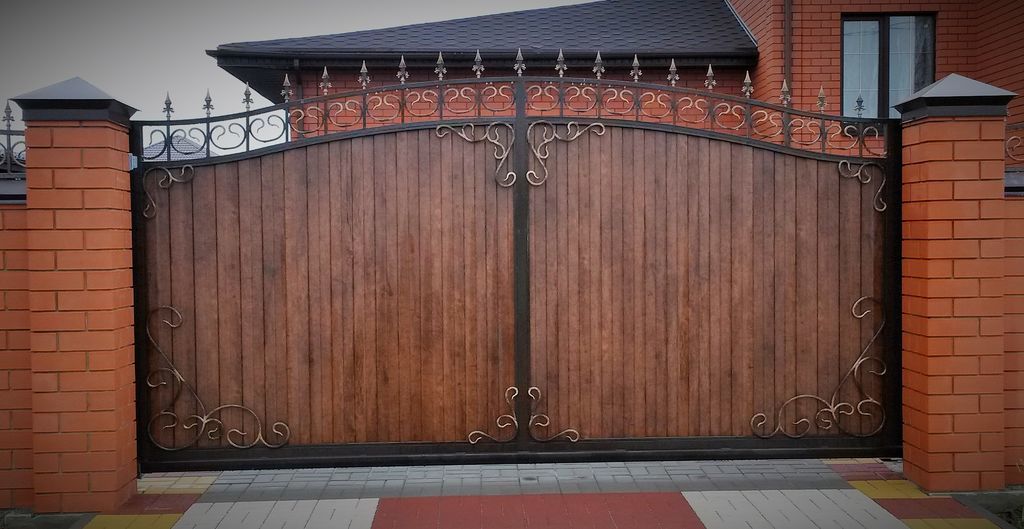 Купить простые ворота для дома: советы по выбору, установке и уходу в Березниках от 33076 руб | ВоротМастер-Брз
